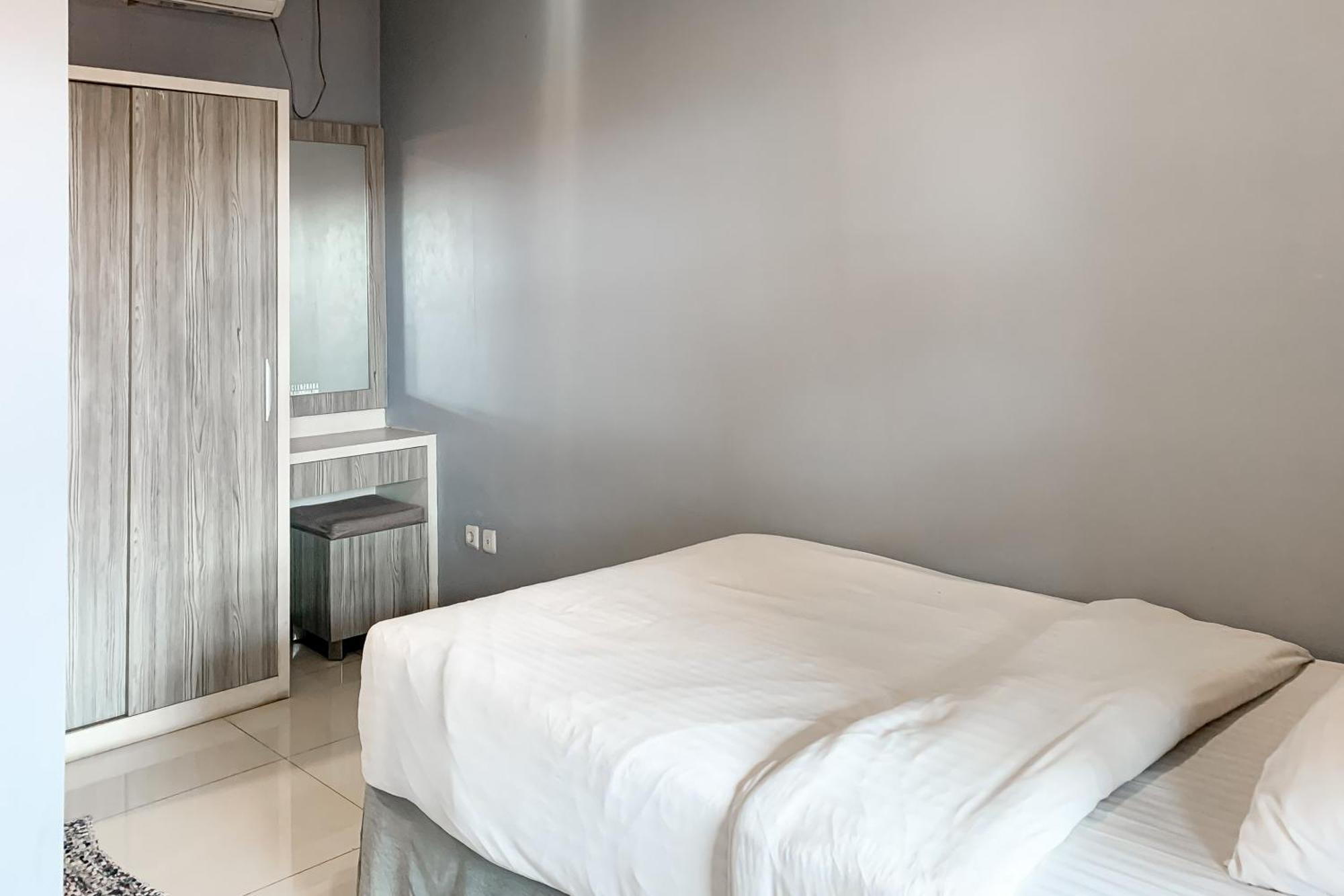 Karins Guesthouse Syariah Redpartner Bandung Eksteriør billede