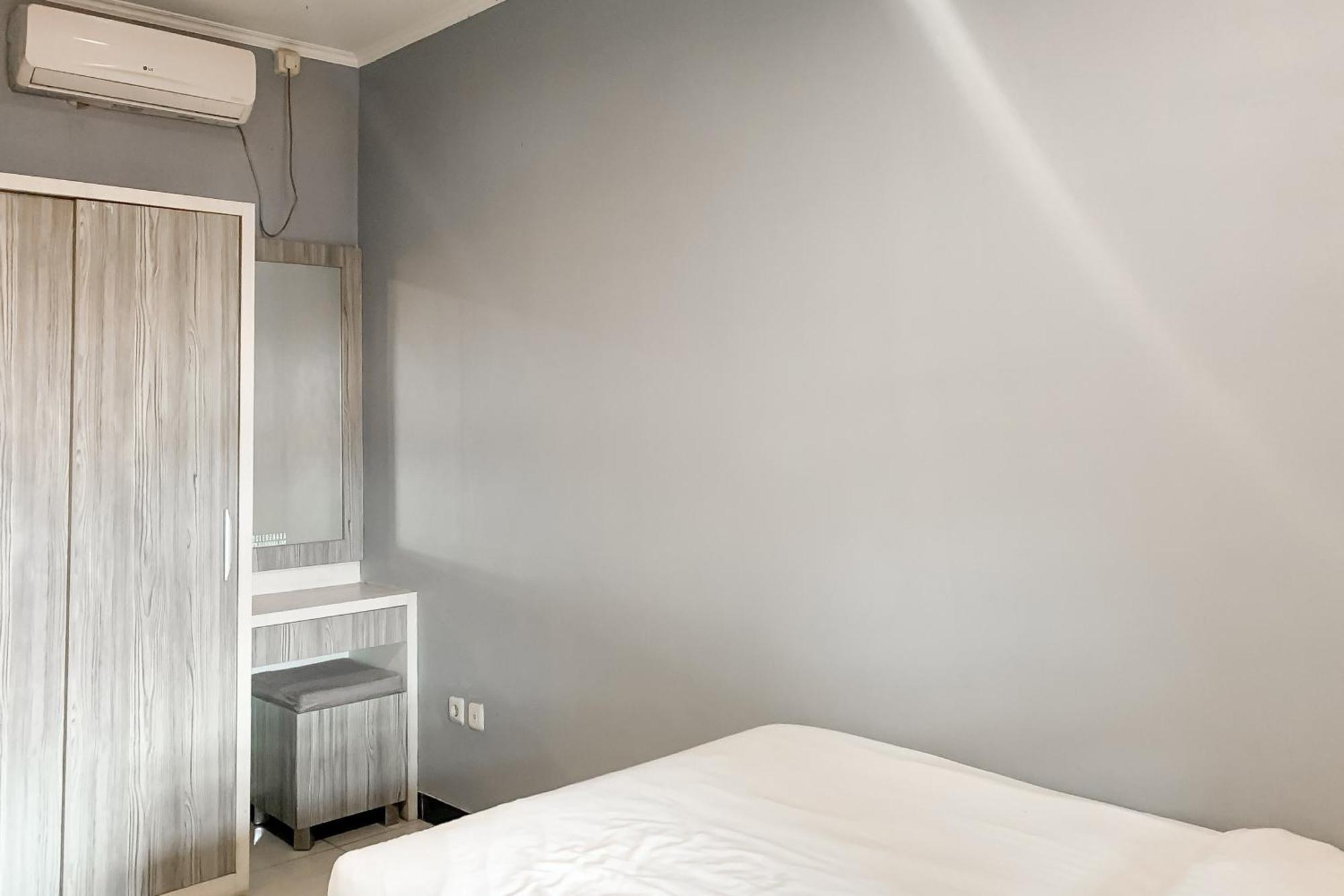 Karins Guesthouse Syariah Redpartner Bandung Eksteriør billede