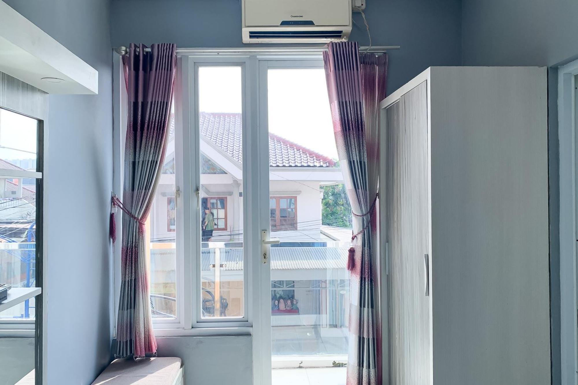 Karins Guesthouse Syariah Redpartner Bandung Eksteriør billede