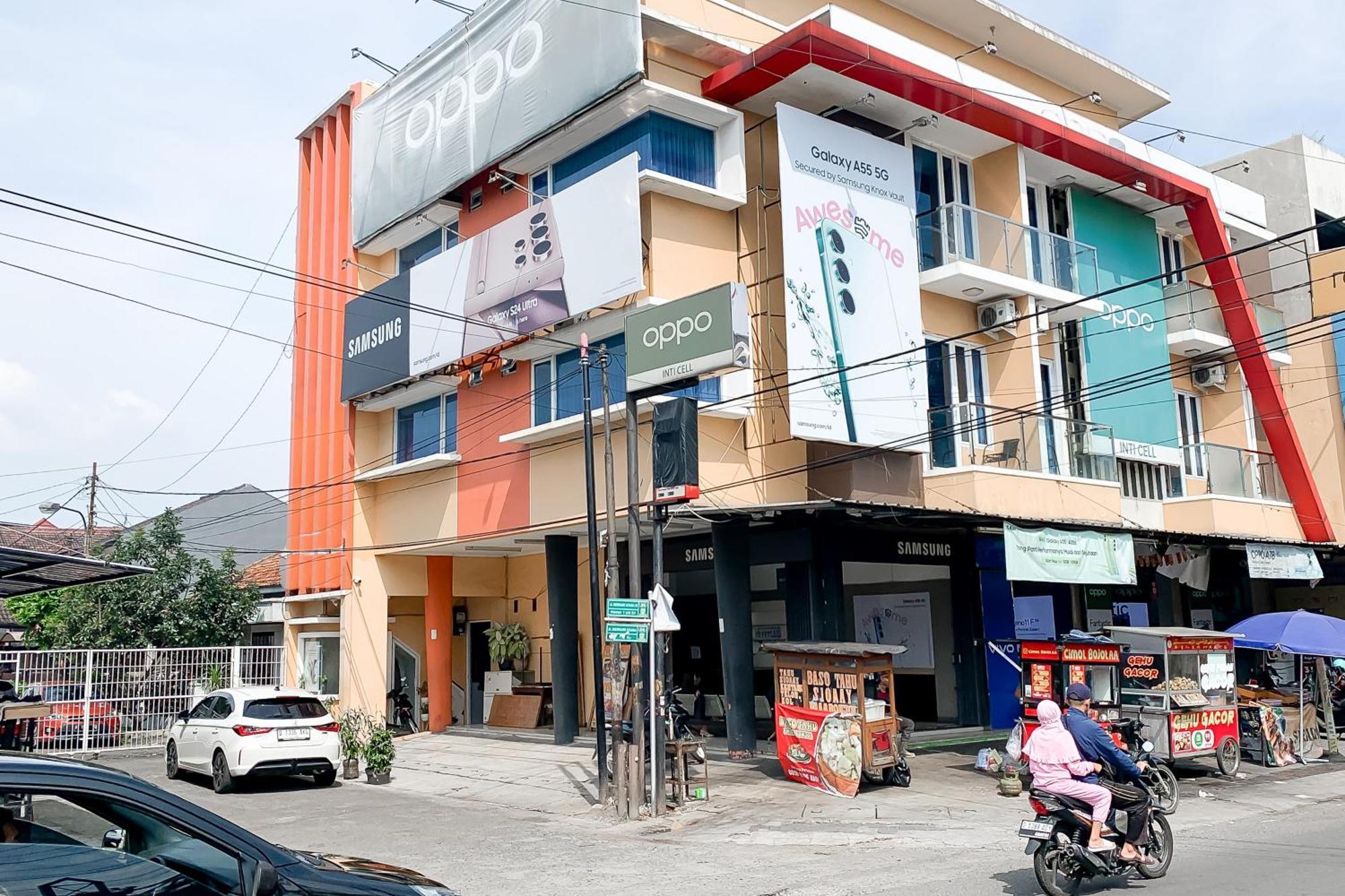 Karins Guesthouse Syariah Redpartner Bandung Eksteriør billede
